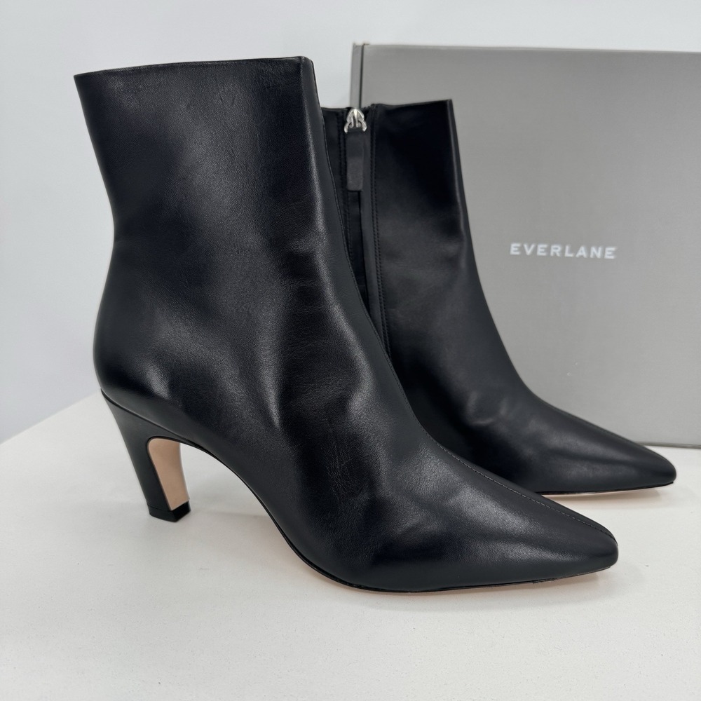 Everlane The Short Banana Heel Boot Black Leather Ankle Zip Pointed Toe Size 7